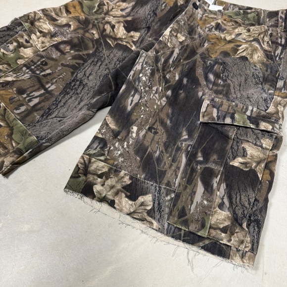 Columbia Mossy Oak Camo Cargo Shorts Mens 38 Brown Break-Up Camouflage Raw Hem - Picture 3 of 7